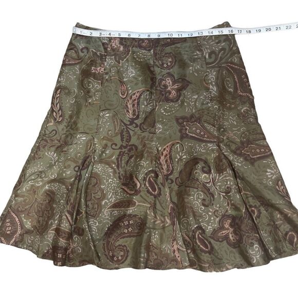Lauren Ralph Lauren 💯% Silk Skirt Size 8P - Picture 8 of 11